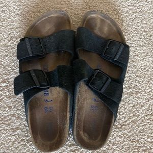 Black Strap Arizona Birkenstock’s